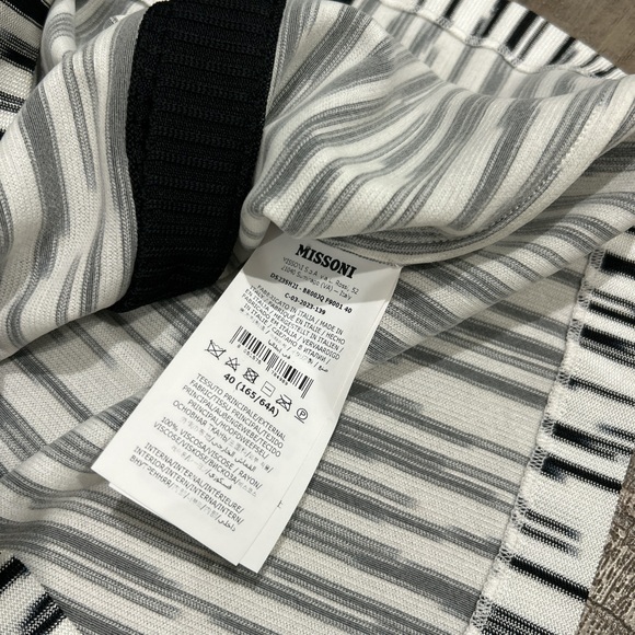 Missoni space dyed knit mini skirt in black and white - Picture 6 of 8